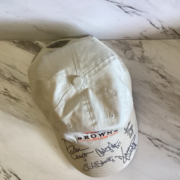 Cleveland Browns Hat Signed – Mystery Autographs – Possibly Legendary? Gift Idea - Picture 5 of 12